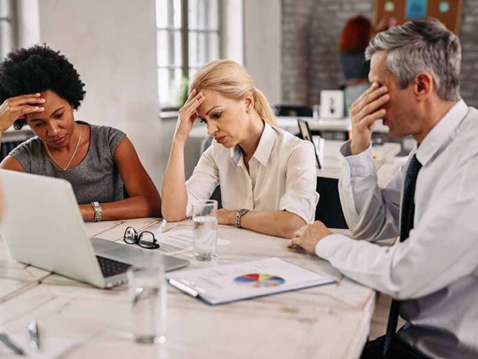 tips to lead a struggling team